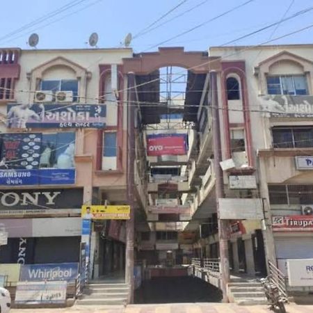 Hotel Harmony Jāmnagar Exterior foto